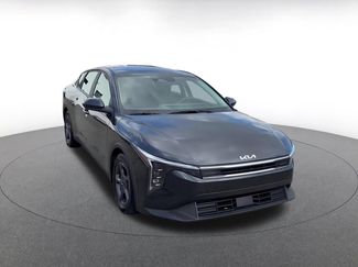 Used 2025 Kia K4 FWD video 2
