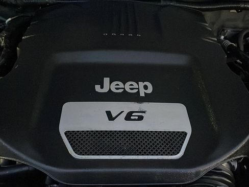 Used 2014 Jeep Wrangler Unlimited Sport w/ Quick Order Package 24S image 24