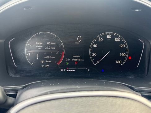 Used 2023 Honda Civic Sport image 8