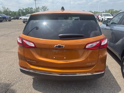Used 2018 Chevrolet Equinox LT AWD/4WD image 25