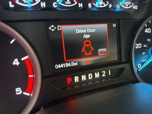 Used 2018 Ford F250 XLT image 6