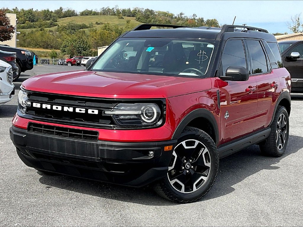 Used 2021 Ford Bronco Sport Outer Banks AWD/4WD image 2