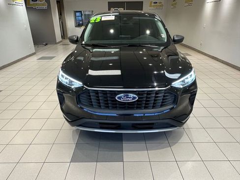 Used 2023 Ford Escape Active AWD/4WD image 24