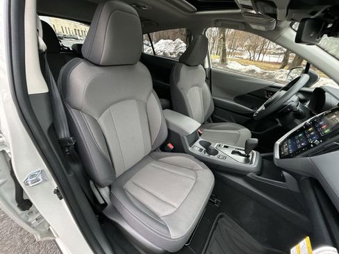 Certified 2025 Subaru Crosstrek 2.0i Premium image 25
