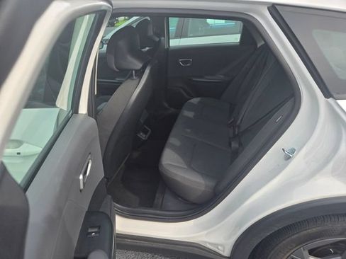 Used 2025 Kia K4 FWD image 18