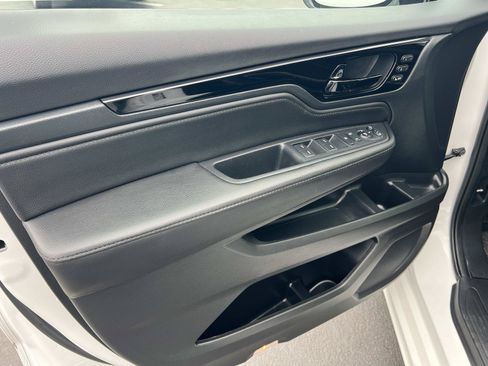 Used 2023 Honda Odyssey Elite image 6