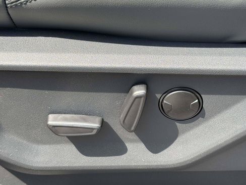 New 2026 Ford Expedition Active AWD/4WD image 18