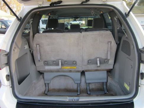 Used 2008 Toyota Sienna CE image 14