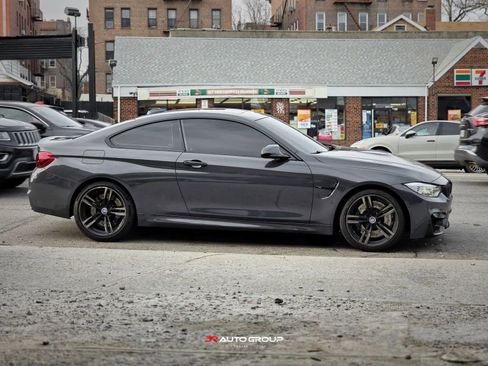 Used 2016 BMW M4 Coupe image 5