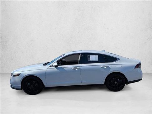 Used 2025 Honda Accord Touring image 9