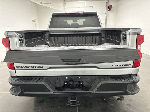 Used 2026 Chevrolet Silverado 2500 Custom w/ Custom Value Package AWD/4WD image 18