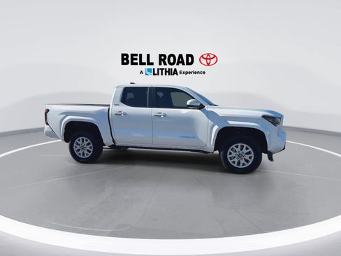 New 2025 Toyota Tacoma SR5 image 9