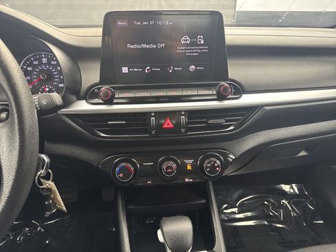 Used 2024 Kia Forte LXS image 20