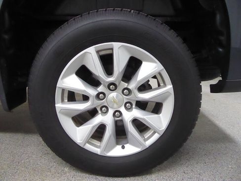 Used 2021 Chevrolet Silverado 1500 Custom image 32