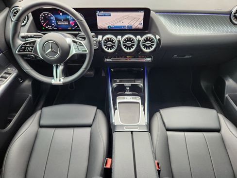 Certified 2025 Mercedes-Benz GLA 250 4MATIC image 91