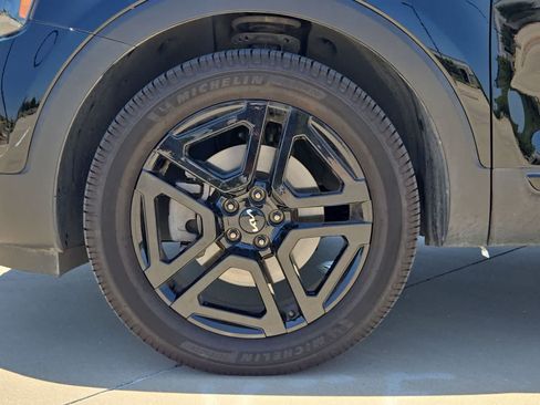 Used 2024 Kia Telluride EX X-Line AWD/4WD image 12
