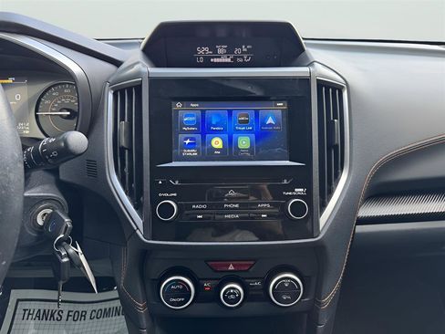 Used 2022 Subaru Crosstrek 2.0i Premium image 19