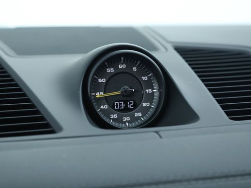 Used 2022 Porsche Cayenne Turbo GT image 31