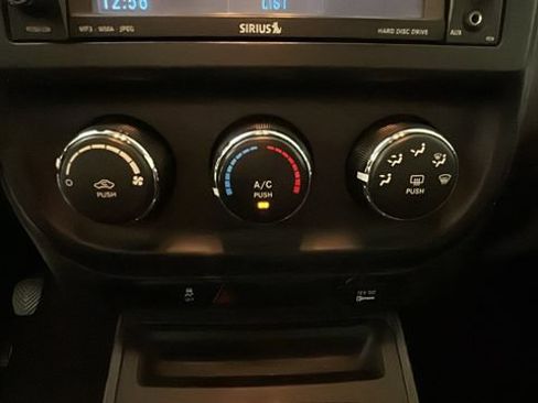 Used 2014 Jeep Compass Sport w/ Power Value Group AWD/4WD image 19