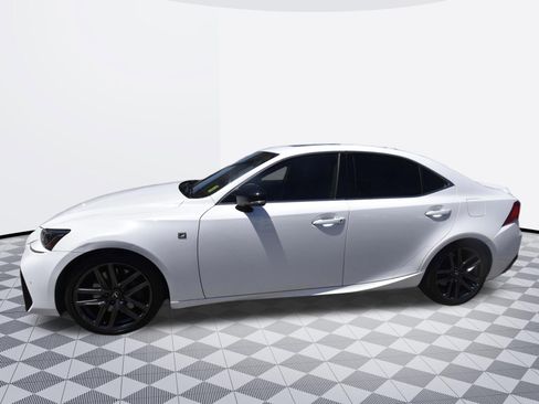 Used 2019 Lexus IS 300 w/ Navigation Package RWD image 4