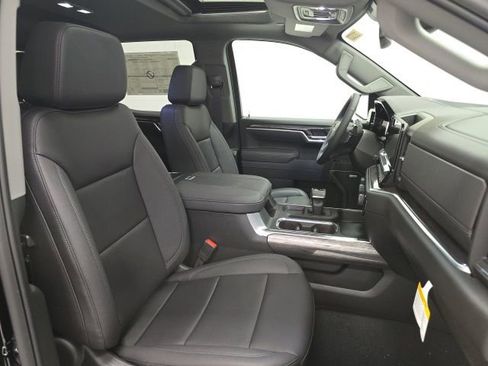 New 2026 Chevrolet Silverado 1500 LTZ w/ LTZ Convenience Package II image 28