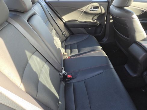 Used 2017 Honda Accord Sport Special Edition image 20