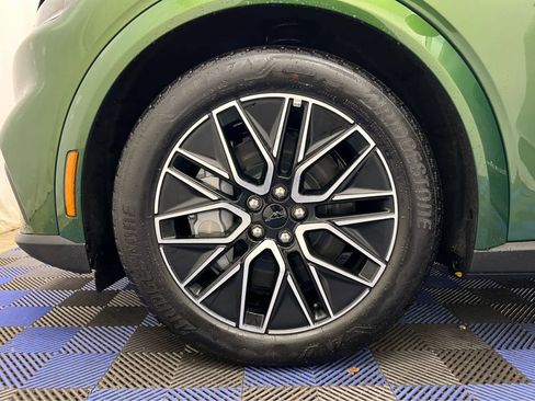 New 2025 Ford Mustang Mach-E Premium image 9