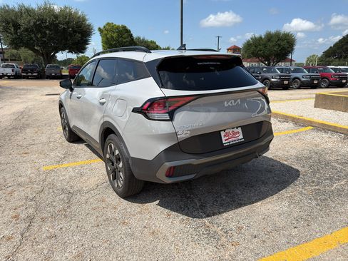 Used 2023 Kia Sportage X-Line w/ X-Line Premium Package AWD/4WD image 7