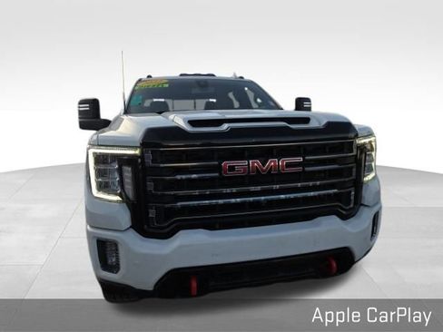 Used 2022 GMC Sierra 2500 AT4 image 2