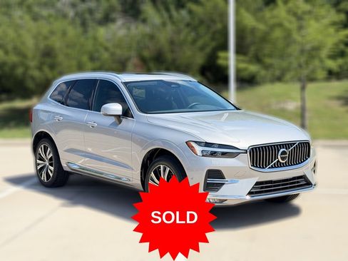 Certified 2023 Volvo XC60 B5 Plus w/ Protection Package Premier FWD image 4