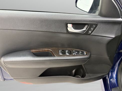 Used 2018 Kia Optima EX w/ Premium Package image 23