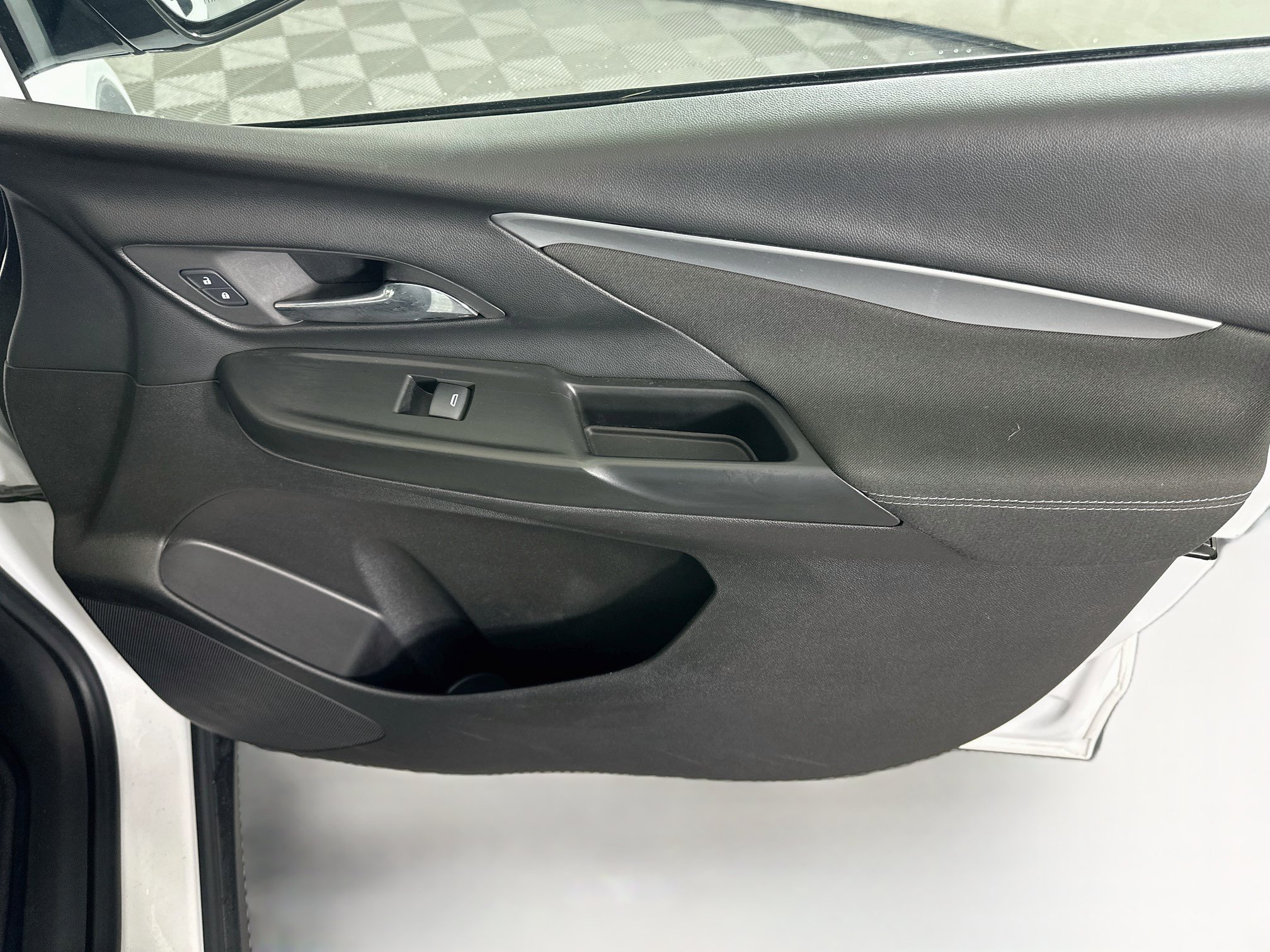Used 2023 Chevrolet Bolt LT w/ Driver Confidence Package FWD image 30