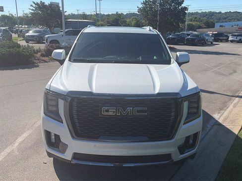 Used 2024 GMC Yukon Denali Ultimate AWD/4WD image 1