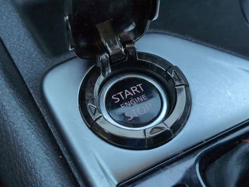 Used 2023 Nissan Sentra SR w/ Electronics Package image 21