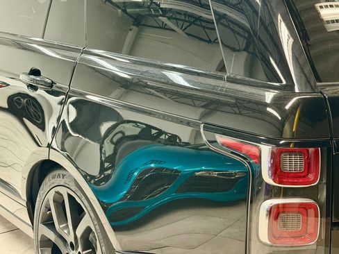 Used 2020 Land Rover Range Rover HSE image 12