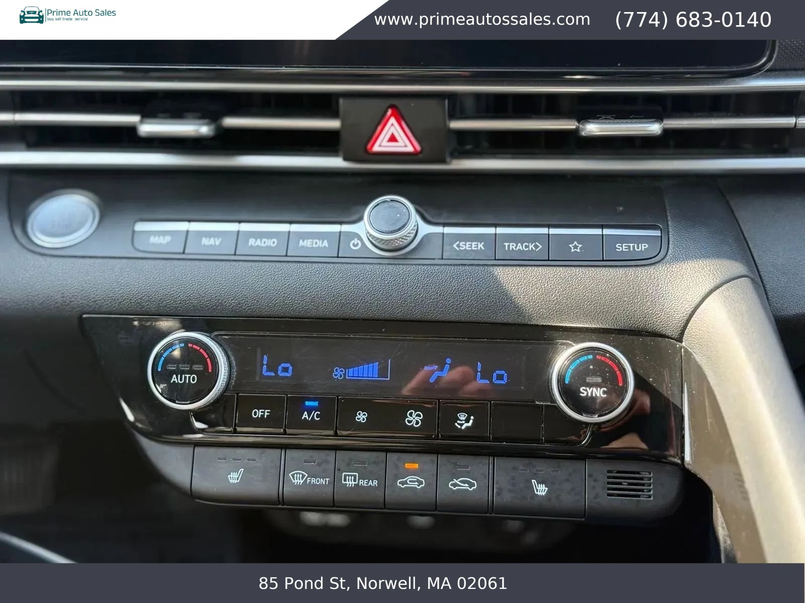 Used 2023 Hyundai Elantra SEL w/ Convenience Package FWD image 23