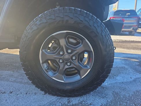 Used 2020 Jeep Gladiator Rubicon image 21