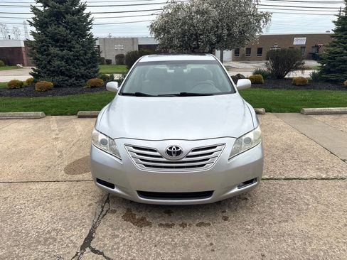 Used 2007 Toyota Camry LE image 2