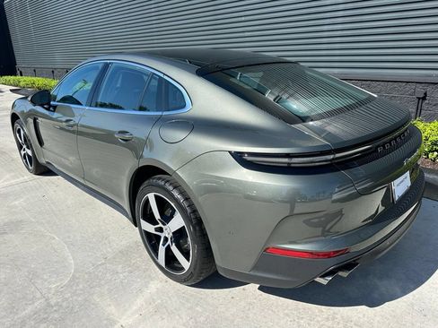 Used 2026 Porsche Panamera 4 E-Hybrid AWD/4WD image 3
