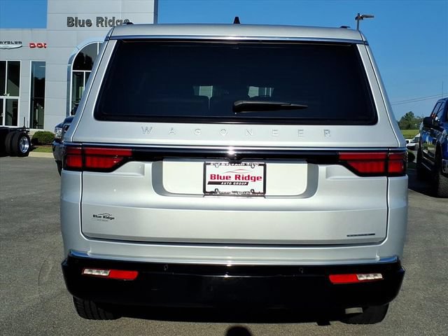 Used 2024 Jeep Wagoneer Series II AWD/4WD image 7