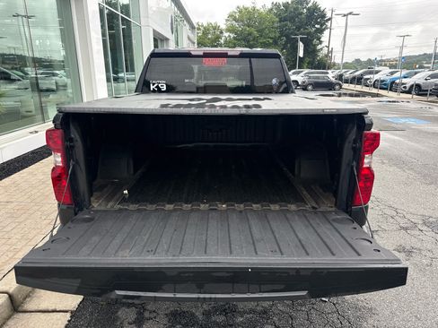 Used 2022 Chevrolet Silverado 1500 Custom AWD/4WD image 19