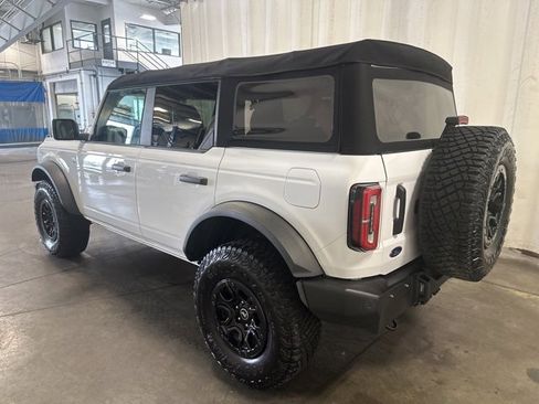 Used 2022 Ford Bronco Wildtrak image 6