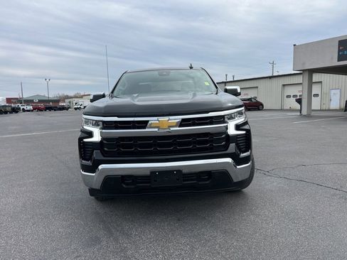 Used 2025 Chevrolet Silverado 1500 LT image 10