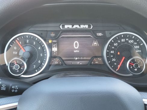 New 2026 RAM 1500 Express AWD/4WD image 13