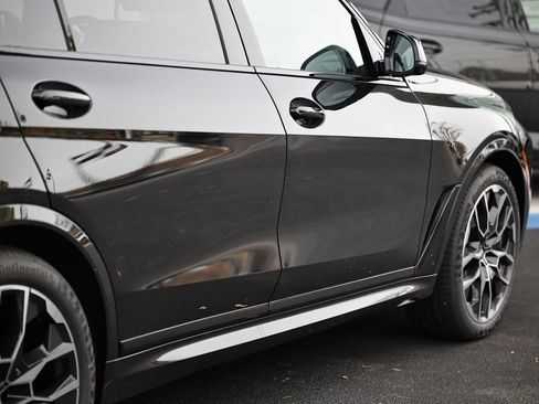 New 2026 BMW X7 xDrive40i w/ M Sport Package image 8