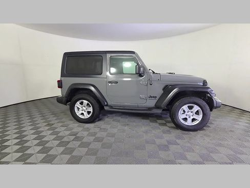 Used 2022 Jeep Wrangler Sport AWD/4WD image 36