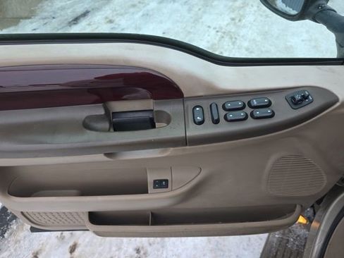 Used 2004 Ford Excursion Limited image 9