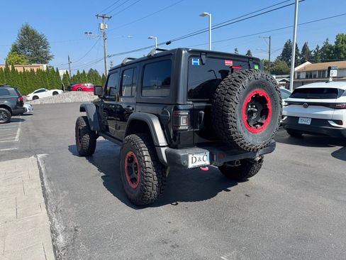 Used 2021 Jeep Wrangler Unlimited Rubicon AWD/4WD image 2