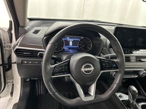Used 2023 Nissan Altima 2.5 SL AWD/4WD image 8