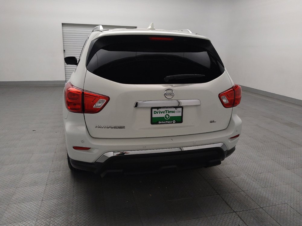 Used 2019 Nissan Pathfinder SL FWD image 6